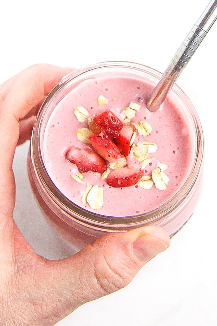 Strawberry Oatmeal Smoothie (toddler + kids approved!) Baby Foode