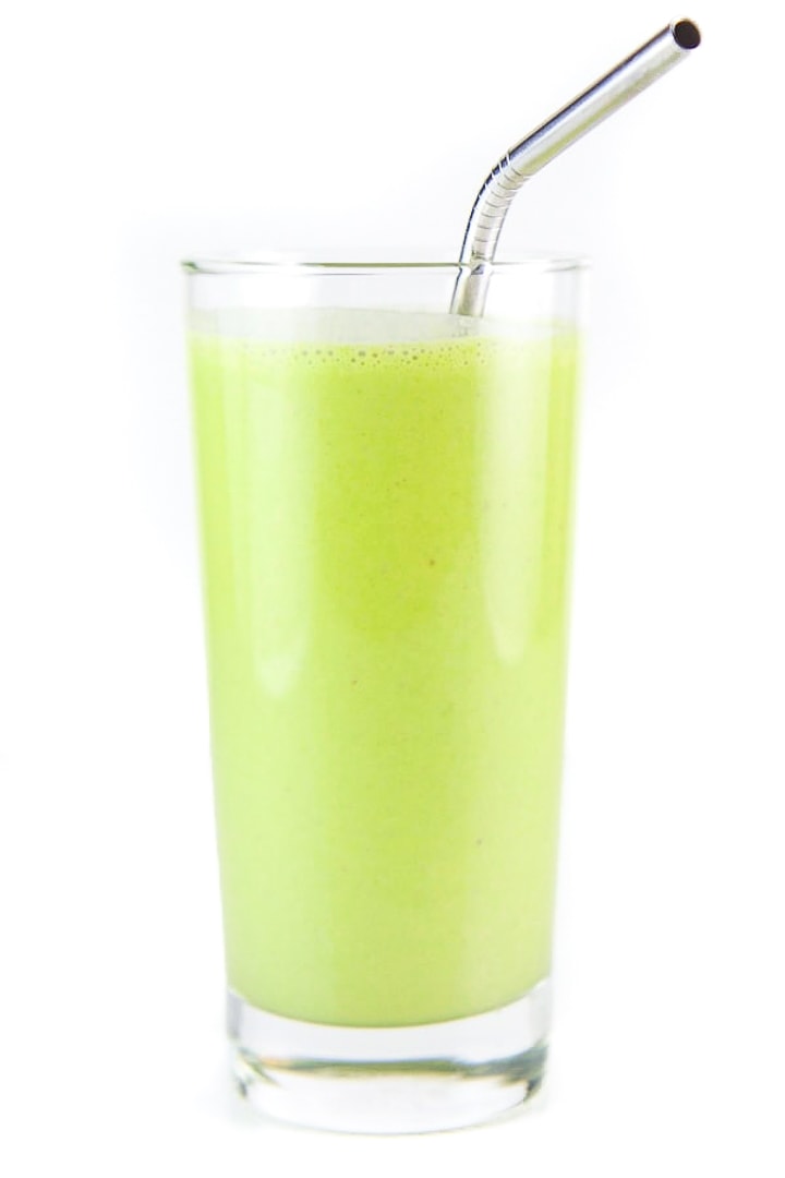 spinach smoothie for kids and toddlers.