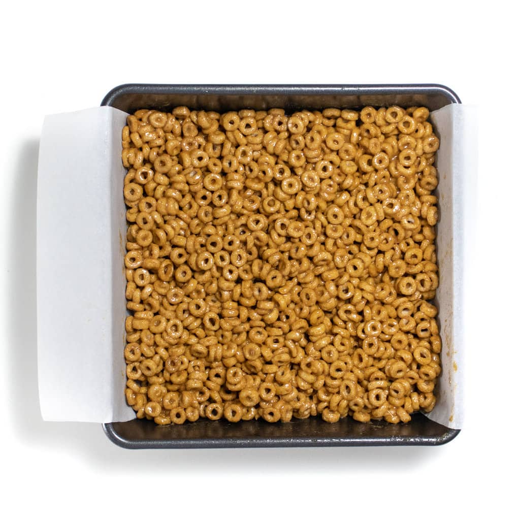 A baking dish full of cereal bars.