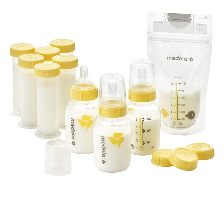 Clear and yellow containers for breast milk - small containers, large containers for freezing and bags.